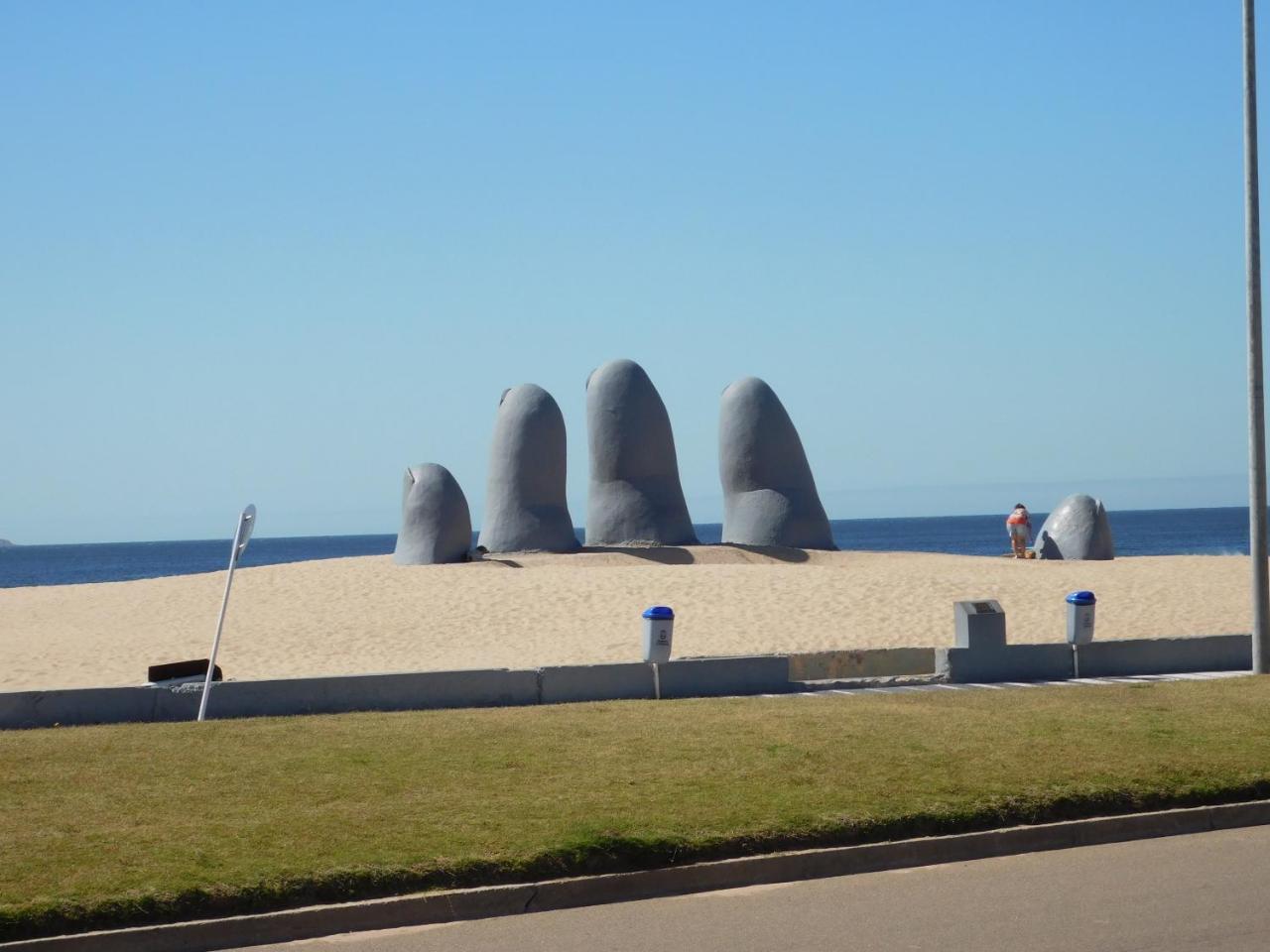 Depto Frente Al Mar - Punta Del Este - Uruguay ภายนอก รูปภาพ